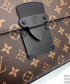 Vi Clutch Louis Vuitton S Lock A4 Pouch 2 1 1024x1024